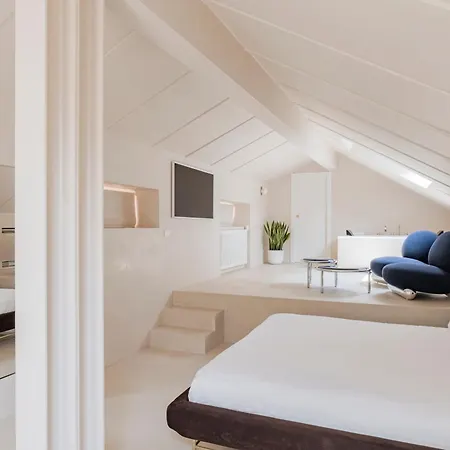 מלון דירות Palazzo Mazzini קומו