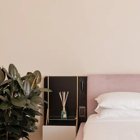 Palazzo Mazzini 4* 코모